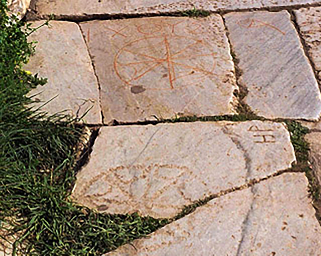 Christina Graffitti on Curetes Street - Symbols - Jesus Christ Son of God